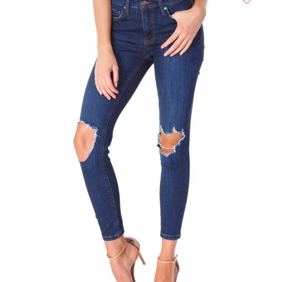 Free People Busted Knee Dark Wash Skinny Jeans - Picture 2 of 11